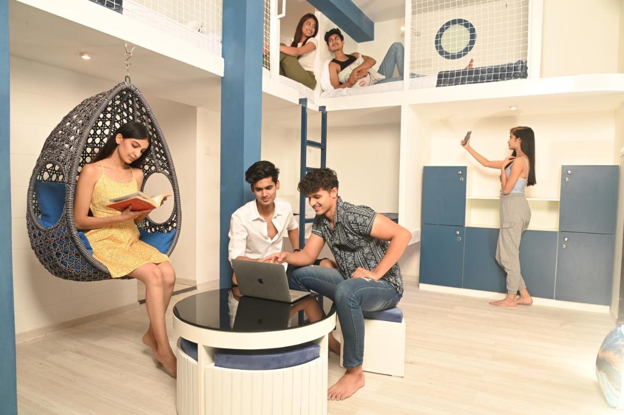The Voyage - Cafe Hostel Cowork Pune Esterno foto