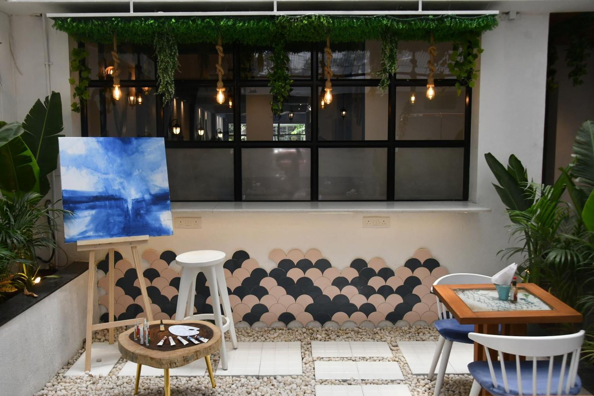 The Voyage - Cafe Hostel Cowork Pune Esterno foto