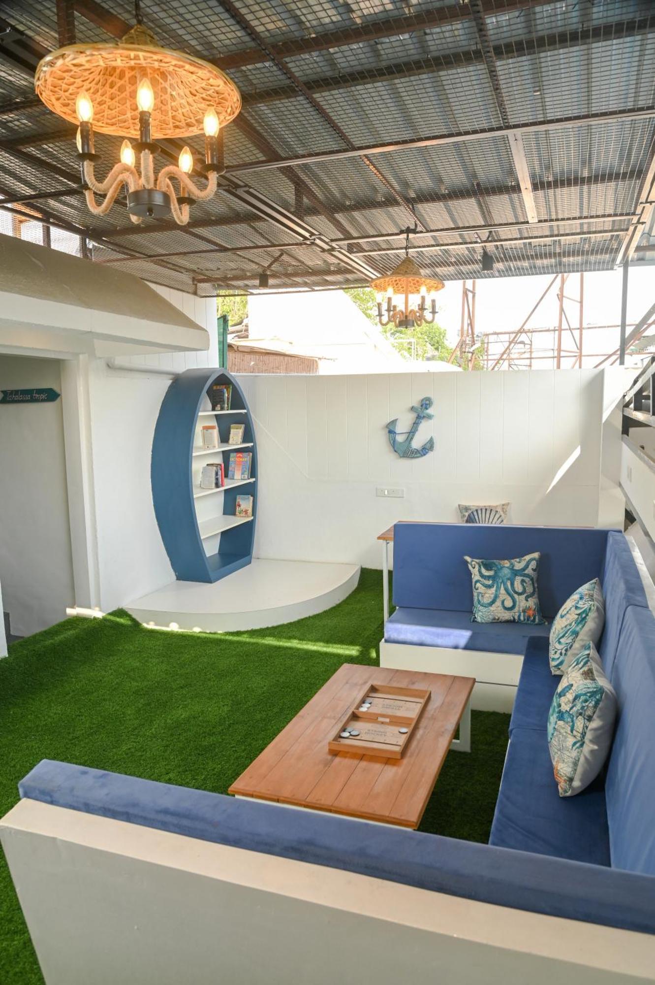 The Voyage - Cafe Hostel Cowork Pune Esterno foto